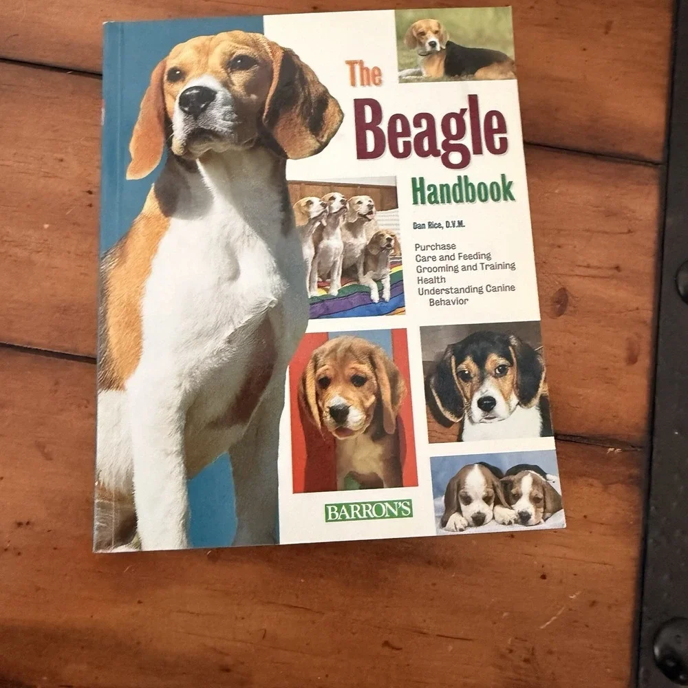 Lot Of 6 Beagle Books Handbook, Basics, Training Video‎